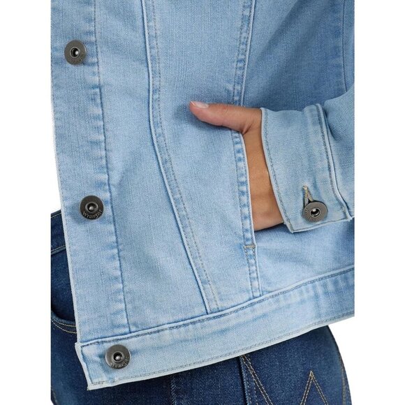 Women's Authentic Stretch Denim Jacket Long Sleeves Light Wash Jean Jacket - Picture 5 of 5